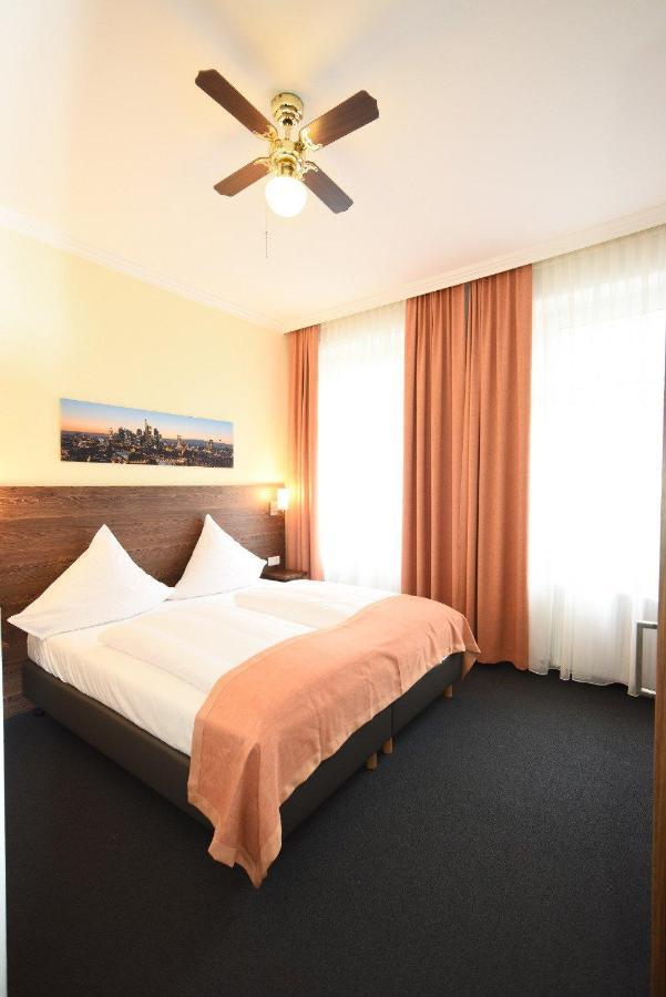 Hotel Little Paris Frankfurt am Main Dış mekan fotoğraf