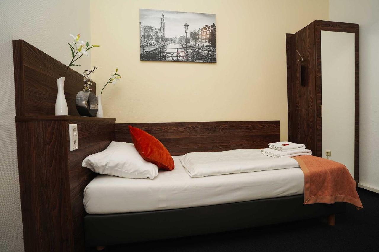 Hotel Little Paris Frankfurt am Main Dış mekan fotoğraf