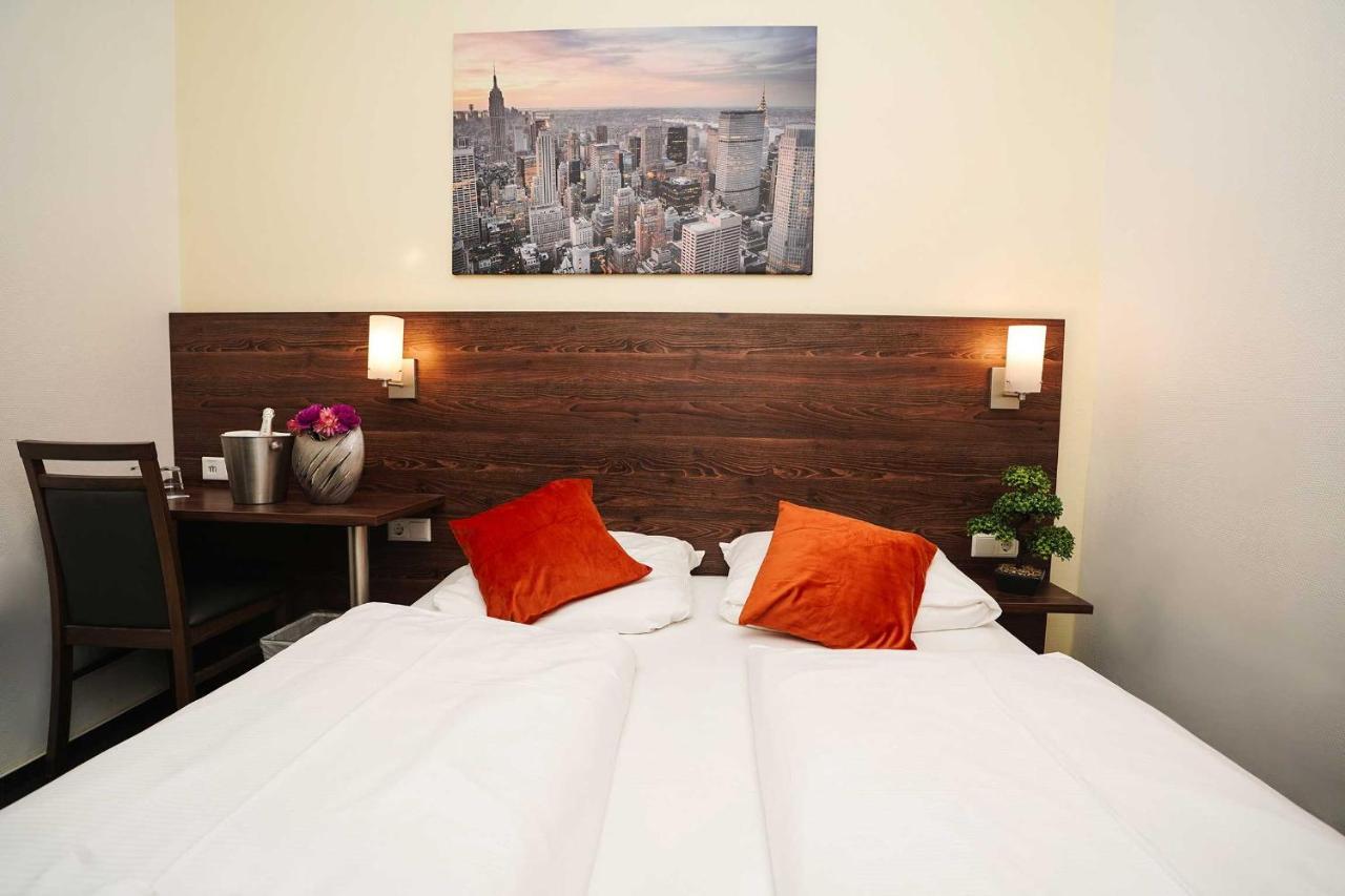 Hotel Little Paris Frankfurt am Main Dış mekan fotoğraf