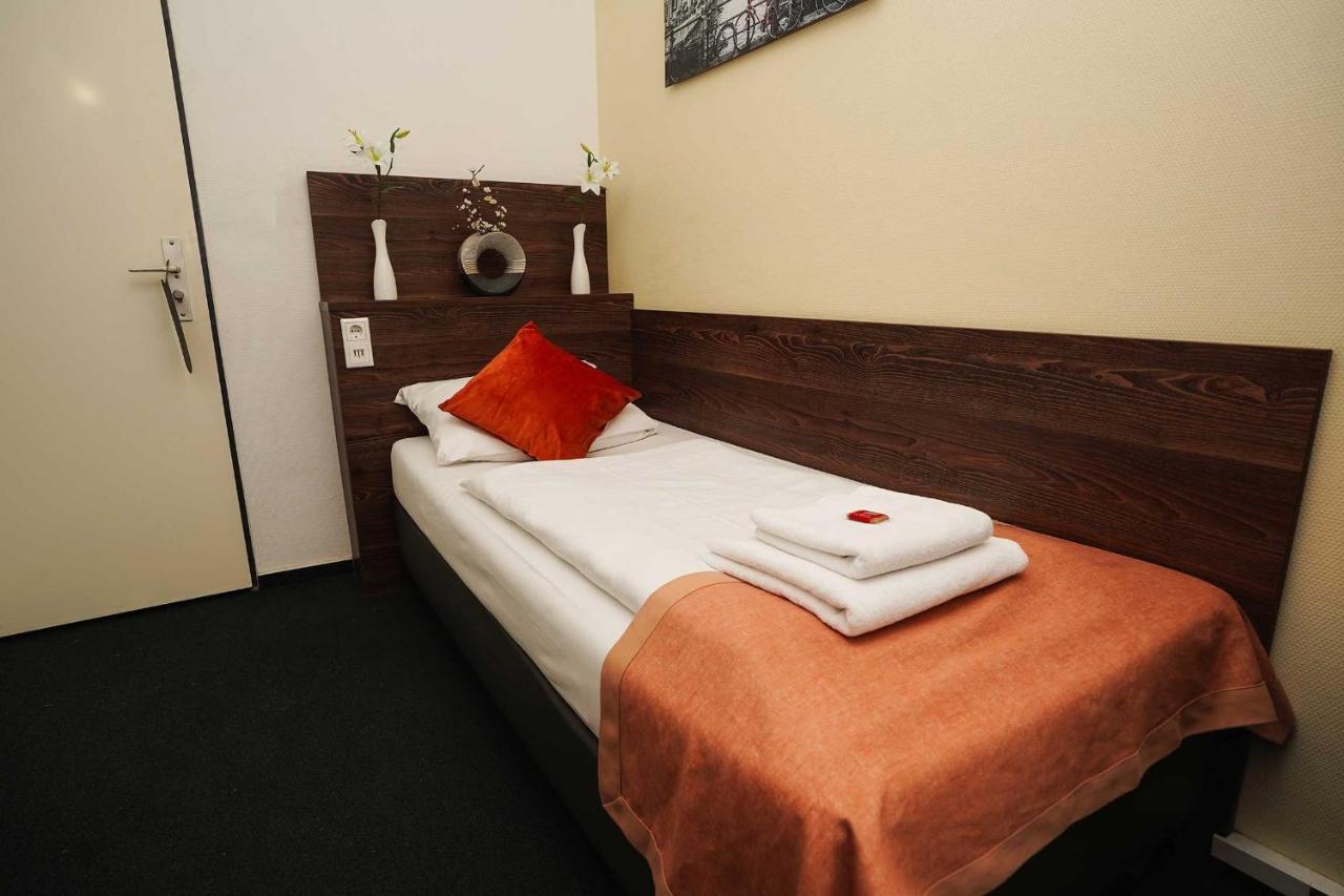 Hotel Little Paris Frankfurt am Main Dış mekan fotoğraf
