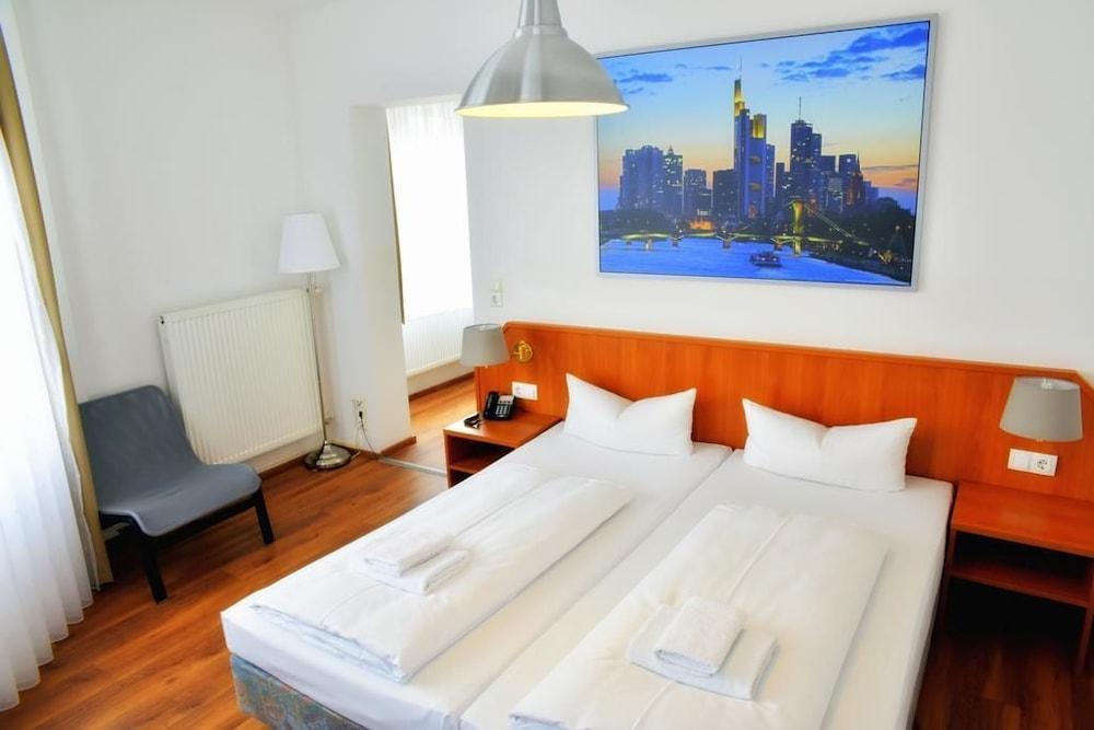 Hotel Little Paris Frankfurt am Main Dış mekan fotoğraf