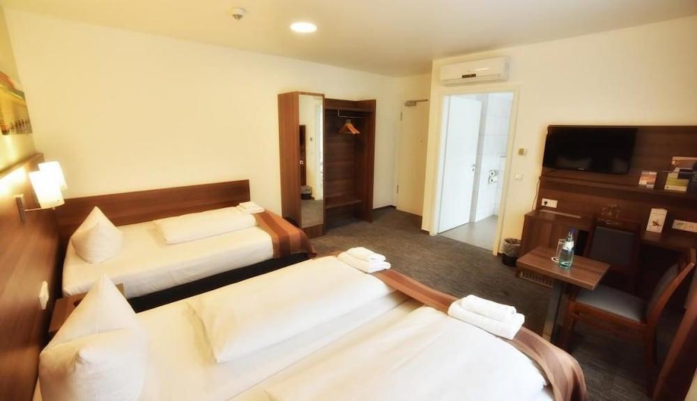 Hotel Little Paris Frankfurt am Main Dış mekan fotoğraf